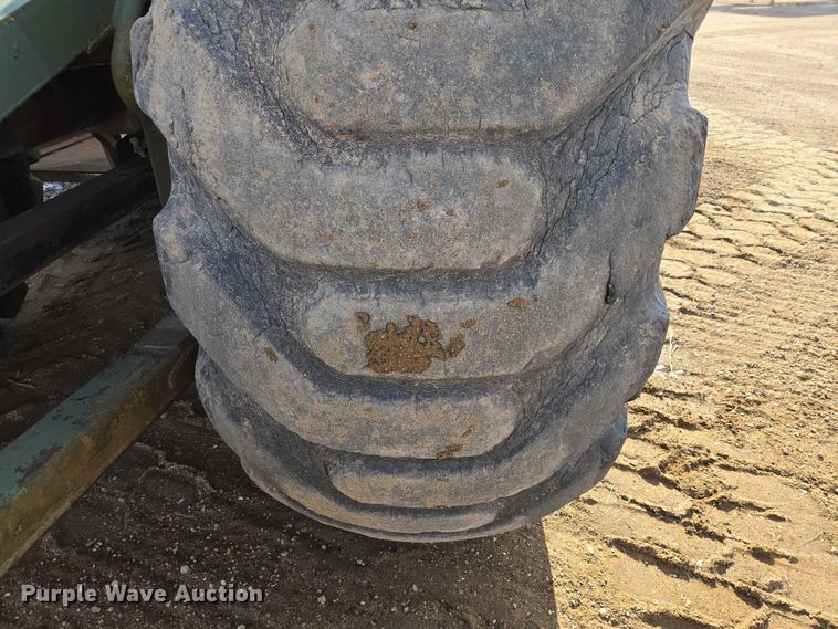 image for item EB1355 1967 Clark 290M scraper