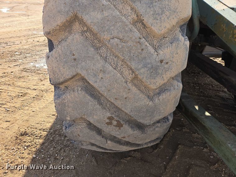 image for item EB1355 1967 Clark 290M scraper