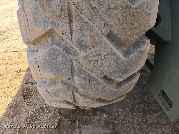 image for item EB1355 1967 Clark 290M scraper