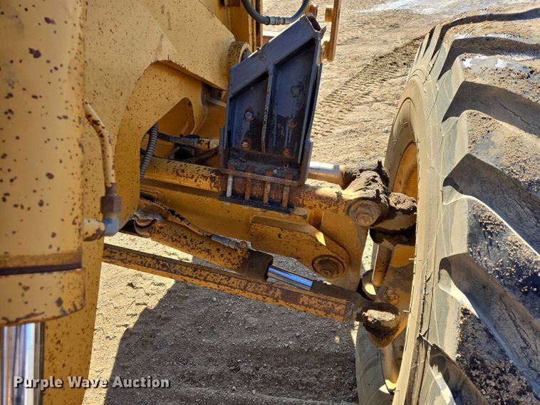 image for item EB1356 1993 Dresser 850 motor grader