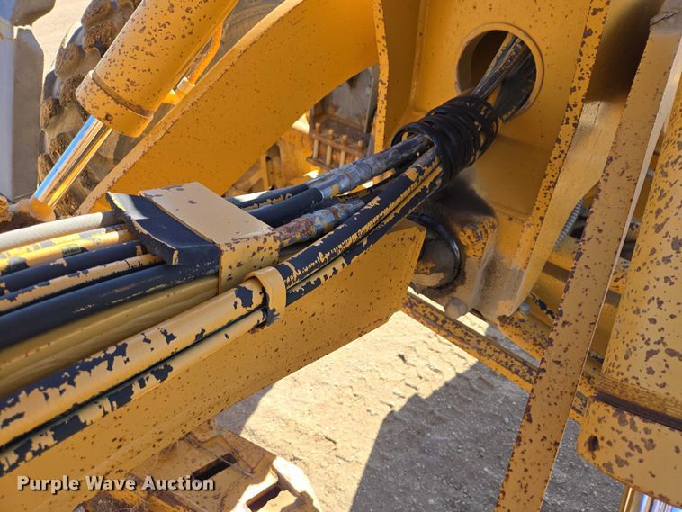 image for item EB1356 1993 Dresser 850 motor grader