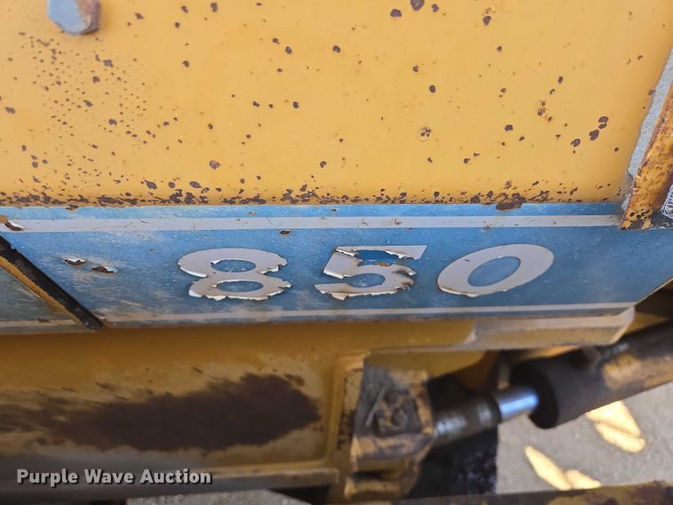 image for item EB1356 1993 Dresser 850 motor grader