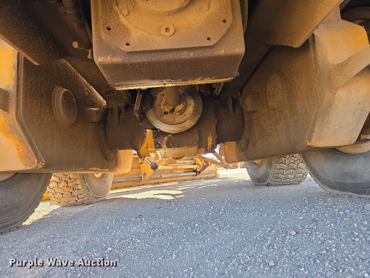 image for item EB1356 1993 Dresser 850 motor grader