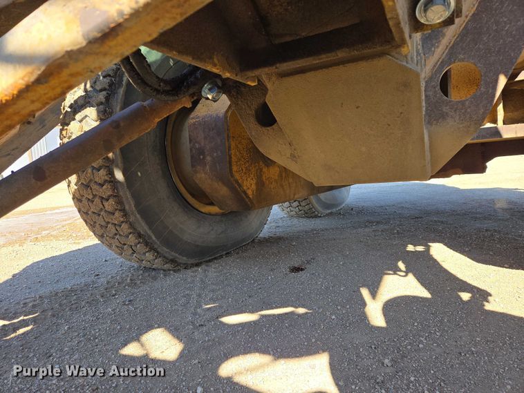 image for item EB1356 1993 Dresser 850 motor grader