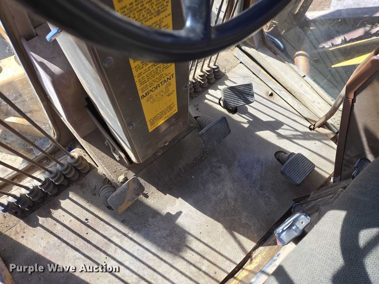 image for item EB1356 1993 Dresser 850 motor grader