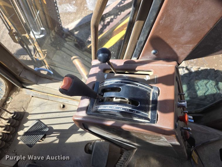 image for item EB1356 1993 Dresser 850 motor grader