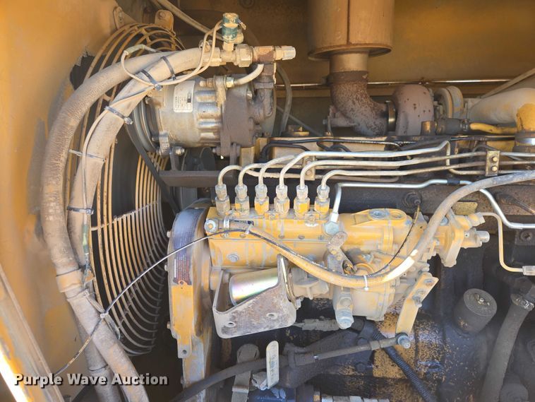 image for item EB1356 1993 Dresser 850 motor grader