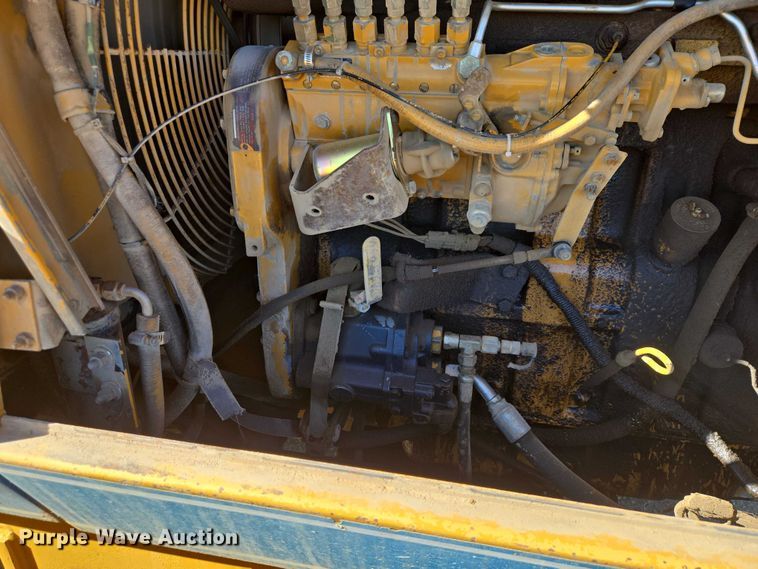 image for item EB1356 1993 Dresser 850 motor grader