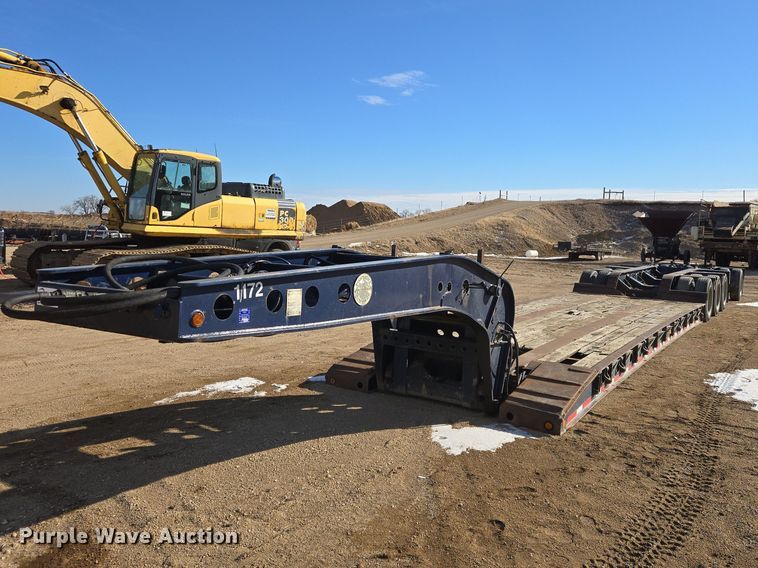 image for item EB1357 1999 Fontaine Specialized TH55-FLD lowboy equipment trailer