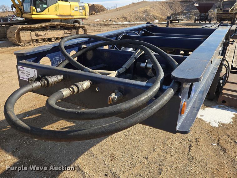 image for item EB1357 1999 Fontaine Specialized TH55-FLD lowboy equipment trailer