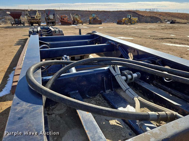 image for item EB1357 1999 Fontaine Specialized TH55-FLD lowboy equipment trailer
