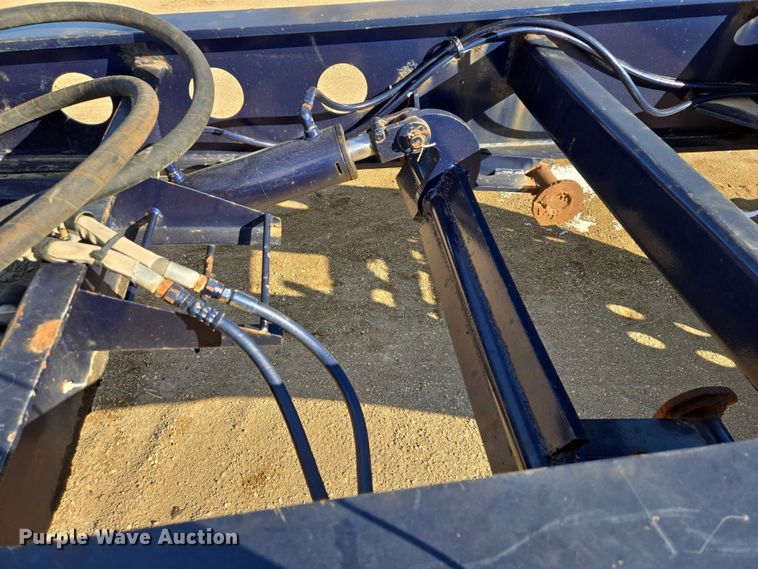 image for item EB1357 1999 Fontaine Specialized TH55-FLD lowboy equipment trailer