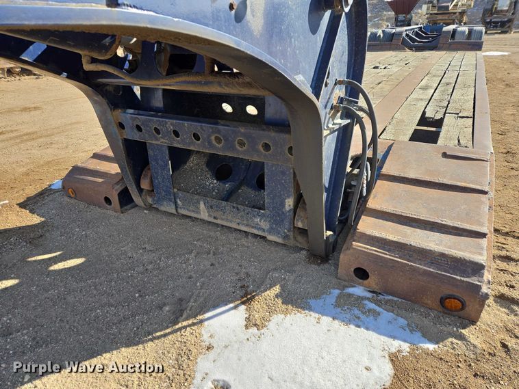 image for item EB1357 1999 Fontaine Specialized TH55-FLD lowboy equipment trailer