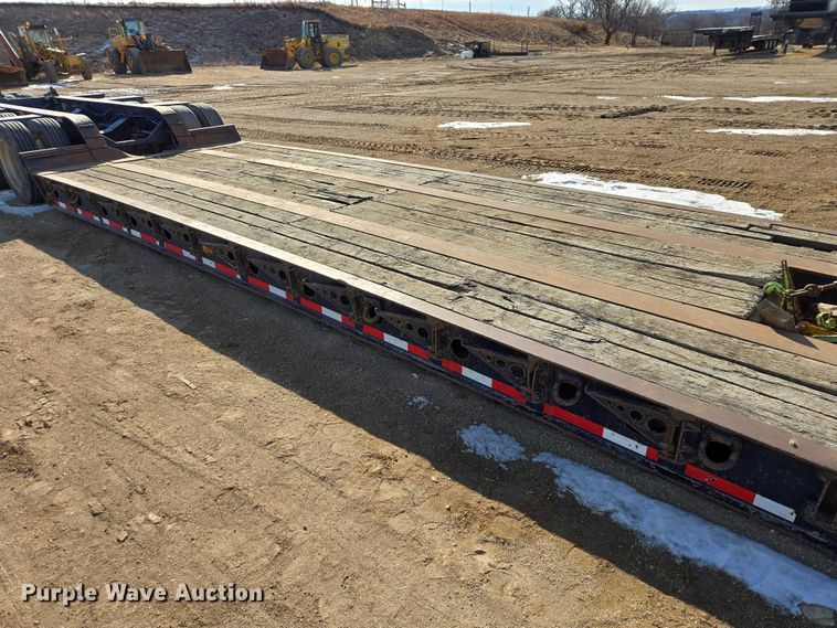 image for item EB1357 1999 Fontaine Specialized TH55-FLD lowboy equipment trailer