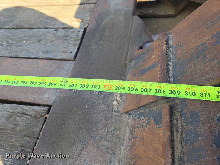 image for item EB1357 1999 Fontaine Specialized TH55-FLD lowboy equipment trailer