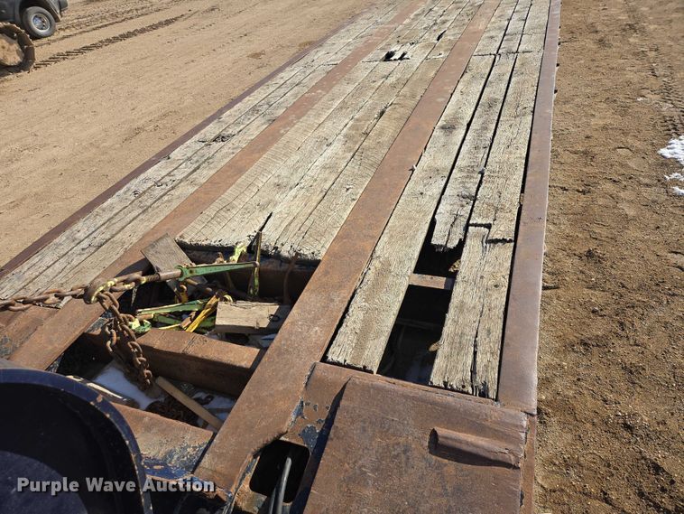 image for item EB1357 1999 Fontaine Specialized TH55-FLD lowboy equipment trailer