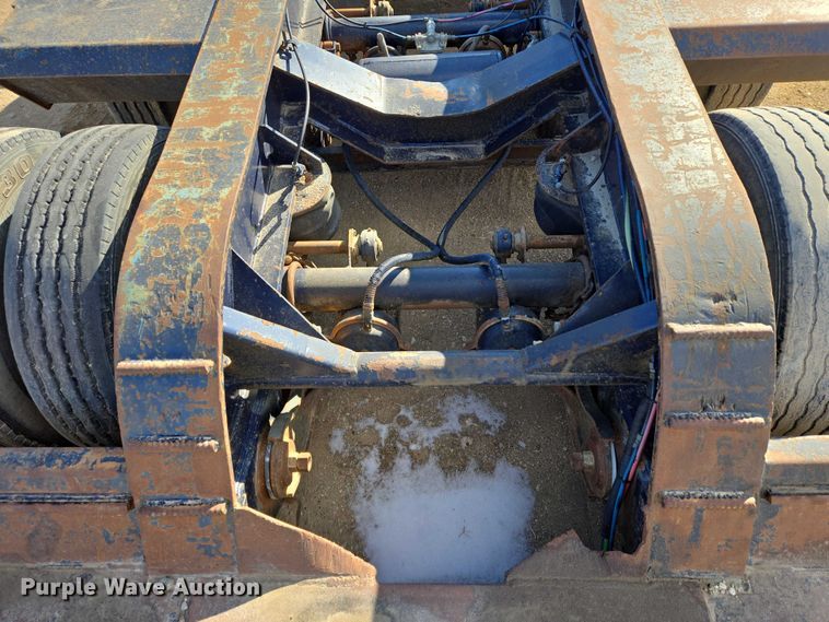 image for item EB1357 1999 Fontaine Specialized TH55-FLD lowboy equipment trailer