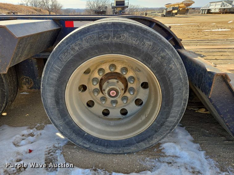 image for item EB1357 1999 Fontaine Specialized TH55-FLD lowboy equipment trailer