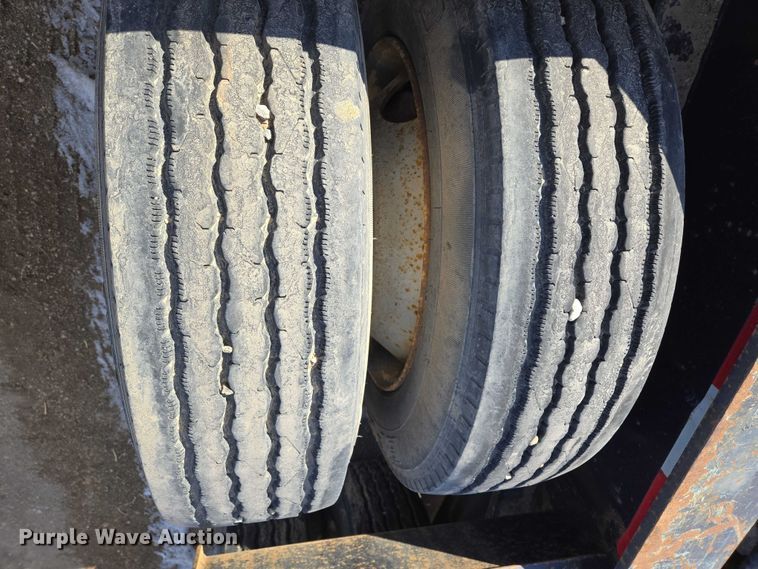 image for item EB1357 1999 Fontaine Specialized TH55-FLD lowboy equipment trailer