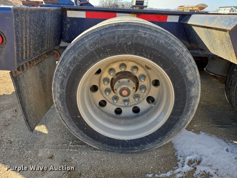 image for item EB1357 1999 Fontaine Specialized TH55-FLD lowboy equipment trailer