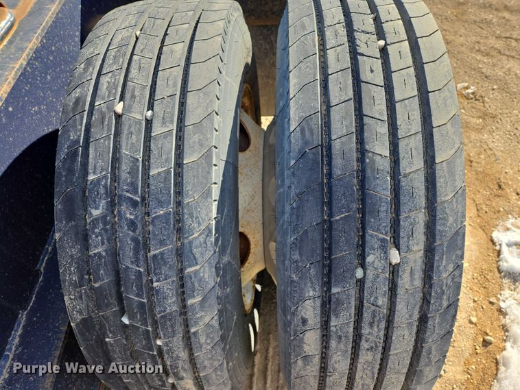 image for item EB1357 1999 Fontaine Specialized TH55-FLD lowboy equipment trailer