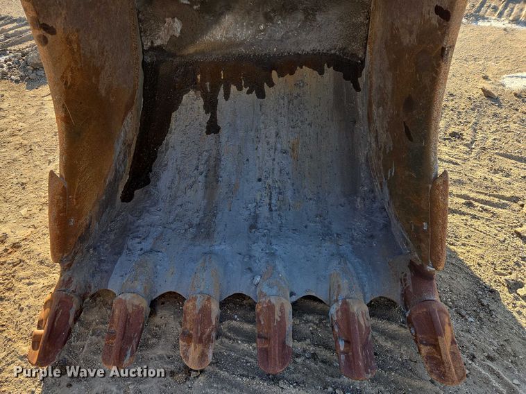 image for item EB1358 2006 Komatsu PC300HD-7E0 excavator