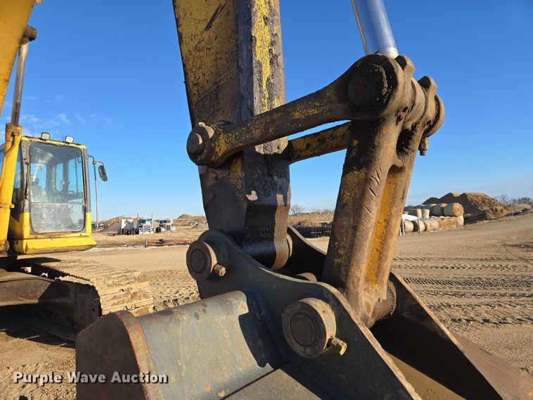 image for item EB1358 2006 Komatsu PC300HD-7E0 excavator