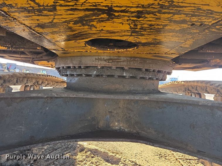 image for item EB1358 2006 Komatsu PC300HD-7E0 excavator