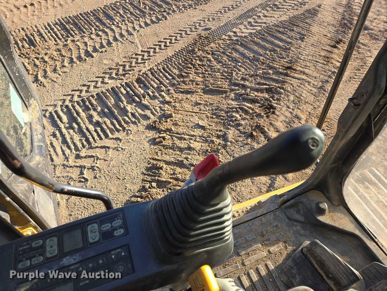 image for item EB1358 2006 Komatsu PC300HD-7E0 excavator