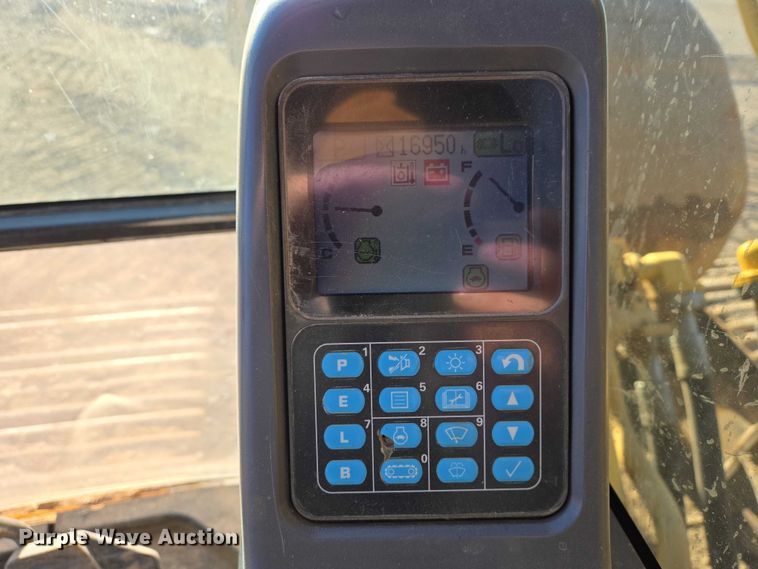 image for item EB1358 2006 Komatsu PC300HD-7E0 excavator