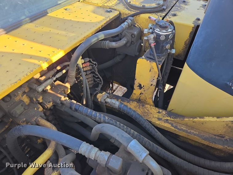 image for item EB1358 2006 Komatsu PC300HD-7E0 excavator