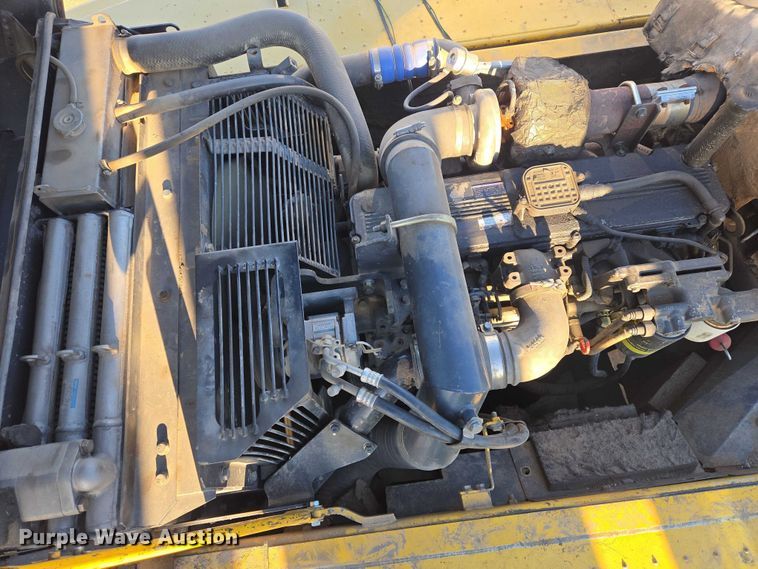 image for item EB1358 2006 Komatsu PC300HD-7E0 excavator