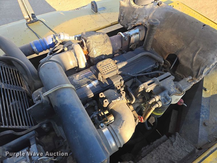 image for item EB1358 2006 Komatsu PC300HD-7E0 excavator