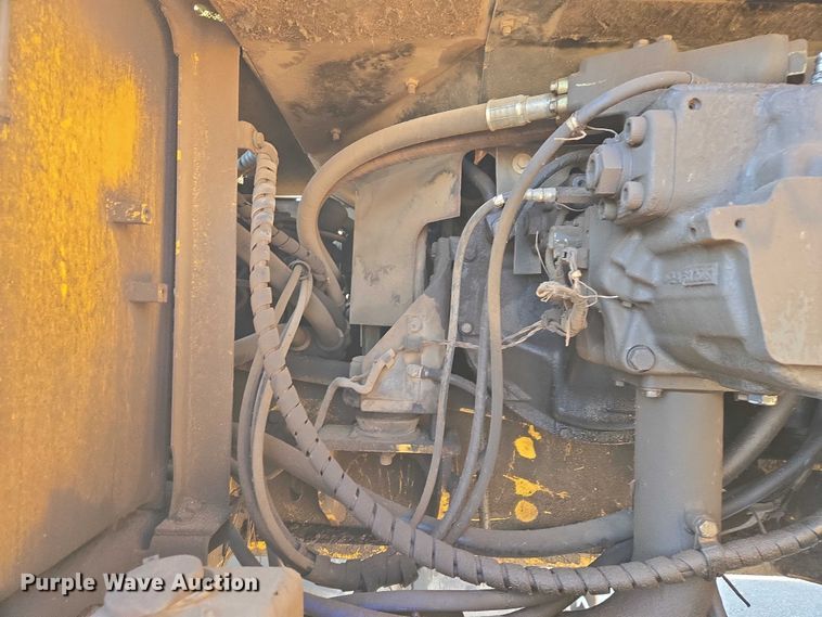 image for item EB1358 2006 Komatsu PC300HD-7E0 excavator