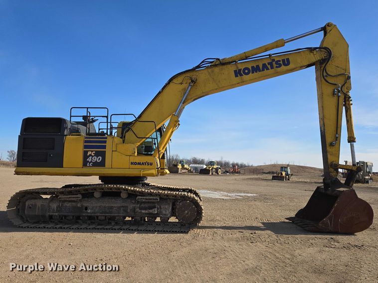 image for item EB1359 2017 Komatsu PC490LC-11 excavator