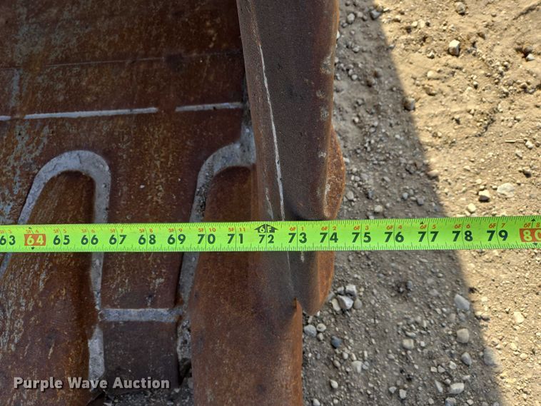 image for item EB1359 2017 Komatsu PC490LC-11 excavator