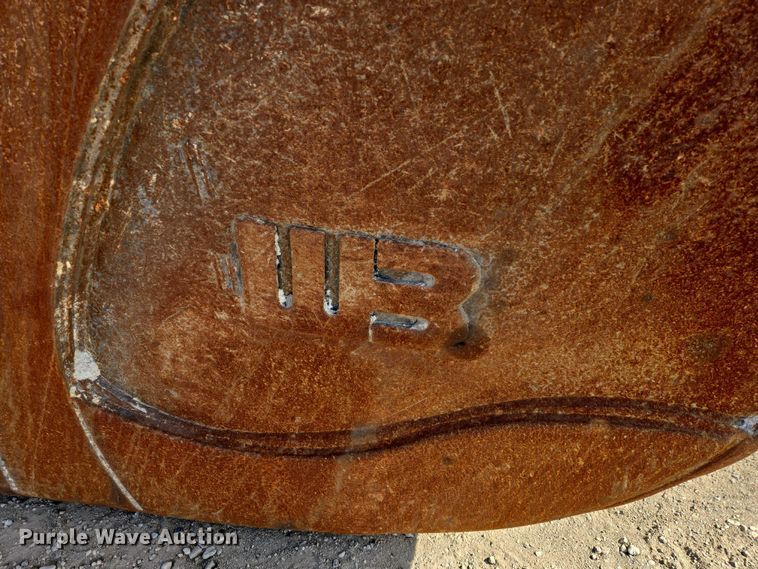 image for item EB1359 2017 Komatsu PC490LC-11 excavator