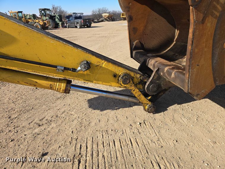 image for item EB1359 2017 Komatsu PC490LC-11 excavator