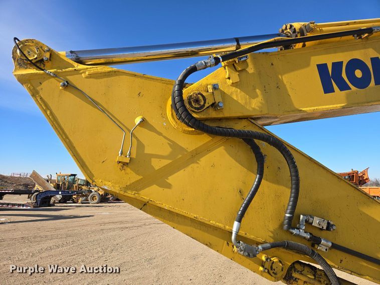 image for item EB1359 2017 Komatsu PC490LC-11 excavator