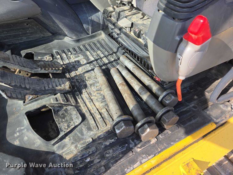 image for item EB1359 2017 Komatsu PC490LC-11 excavator