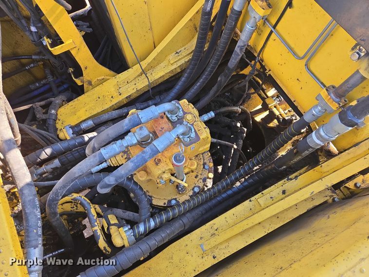 image for item EB1359 2017 Komatsu PC490LC-11 excavator