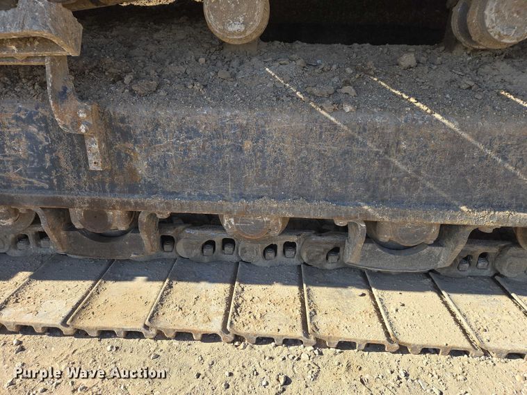 image for item EB1359 2017 Komatsu PC490LC-11 excavator