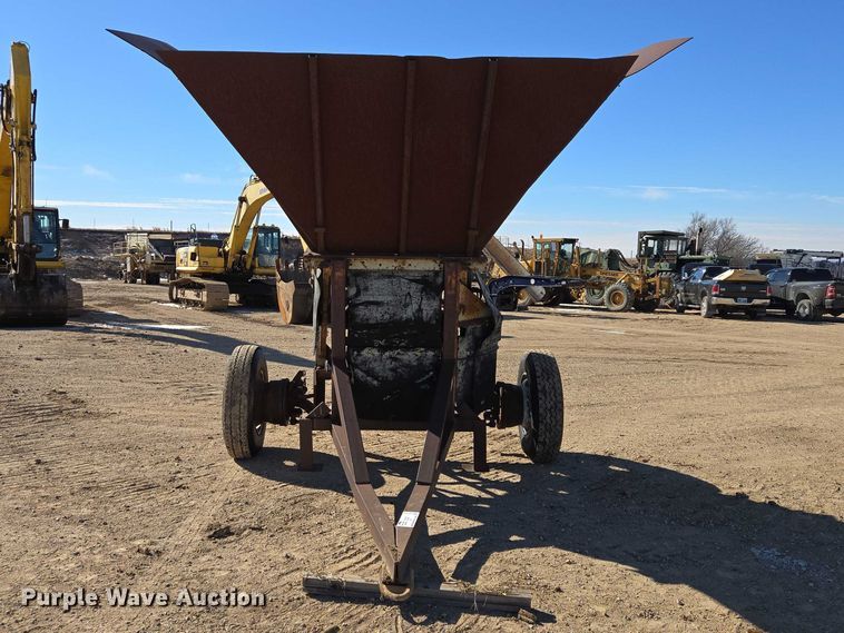 image for item EB1360 Shop built hopper