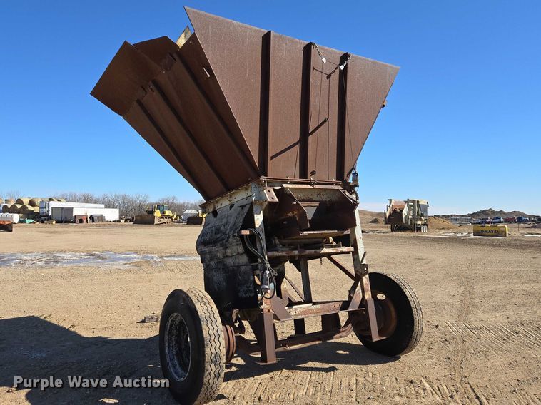 image for item EB1360 Shop built hopper