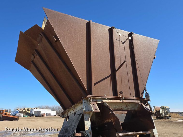 image for item EB1360 Shop built hopper