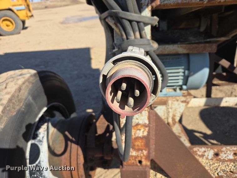 image for item EB1360 Shop built hopper