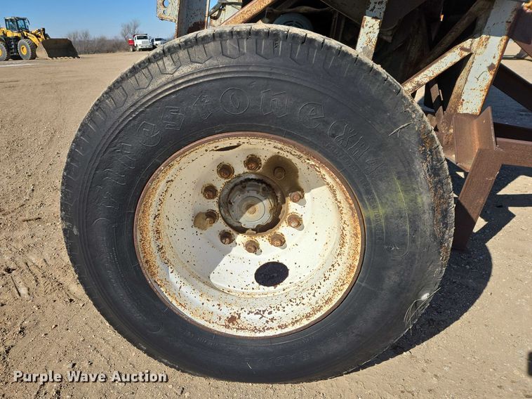 image for item EB1360 Shop built hopper
