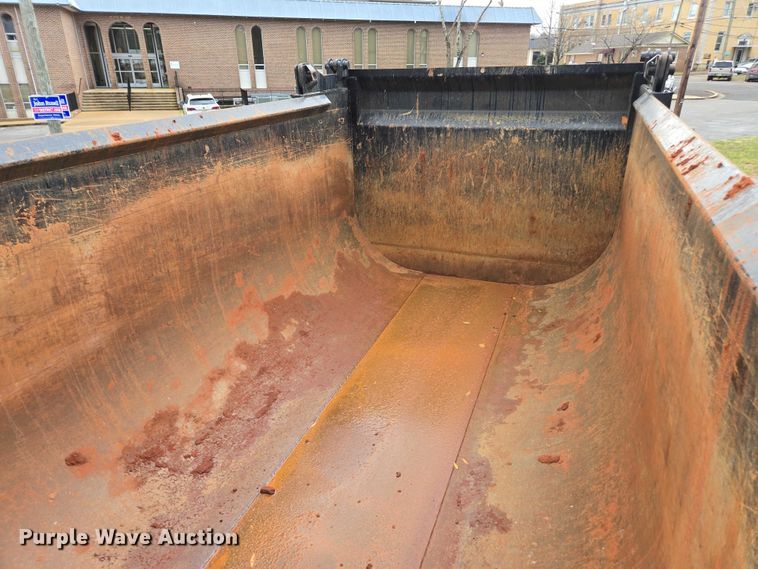 image for item EB6489 2025 Kenworth T880 dump truck