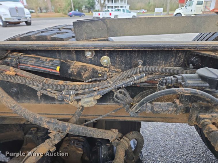 image for item EB6489 2025 Kenworth T880 dump truck