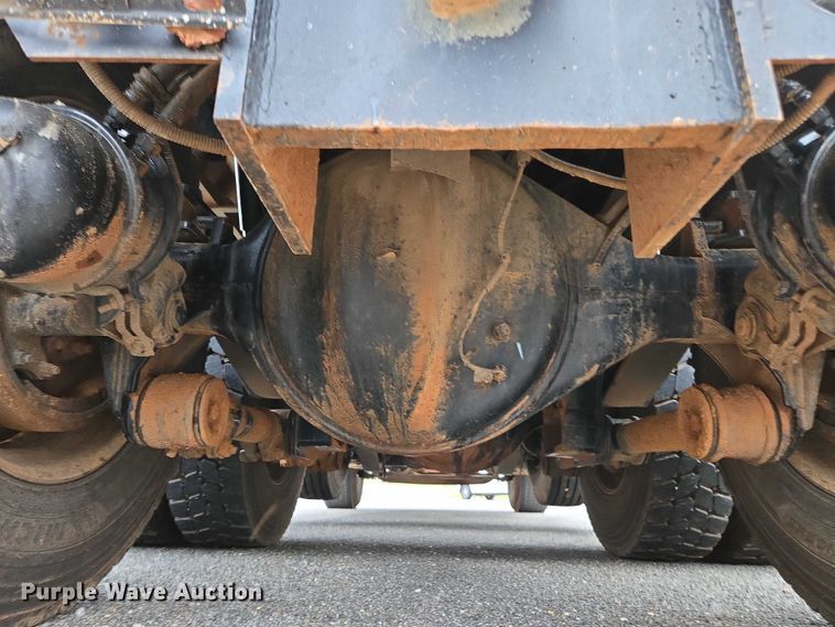 image for item EB6489 2025 Kenworth T880 dump truck